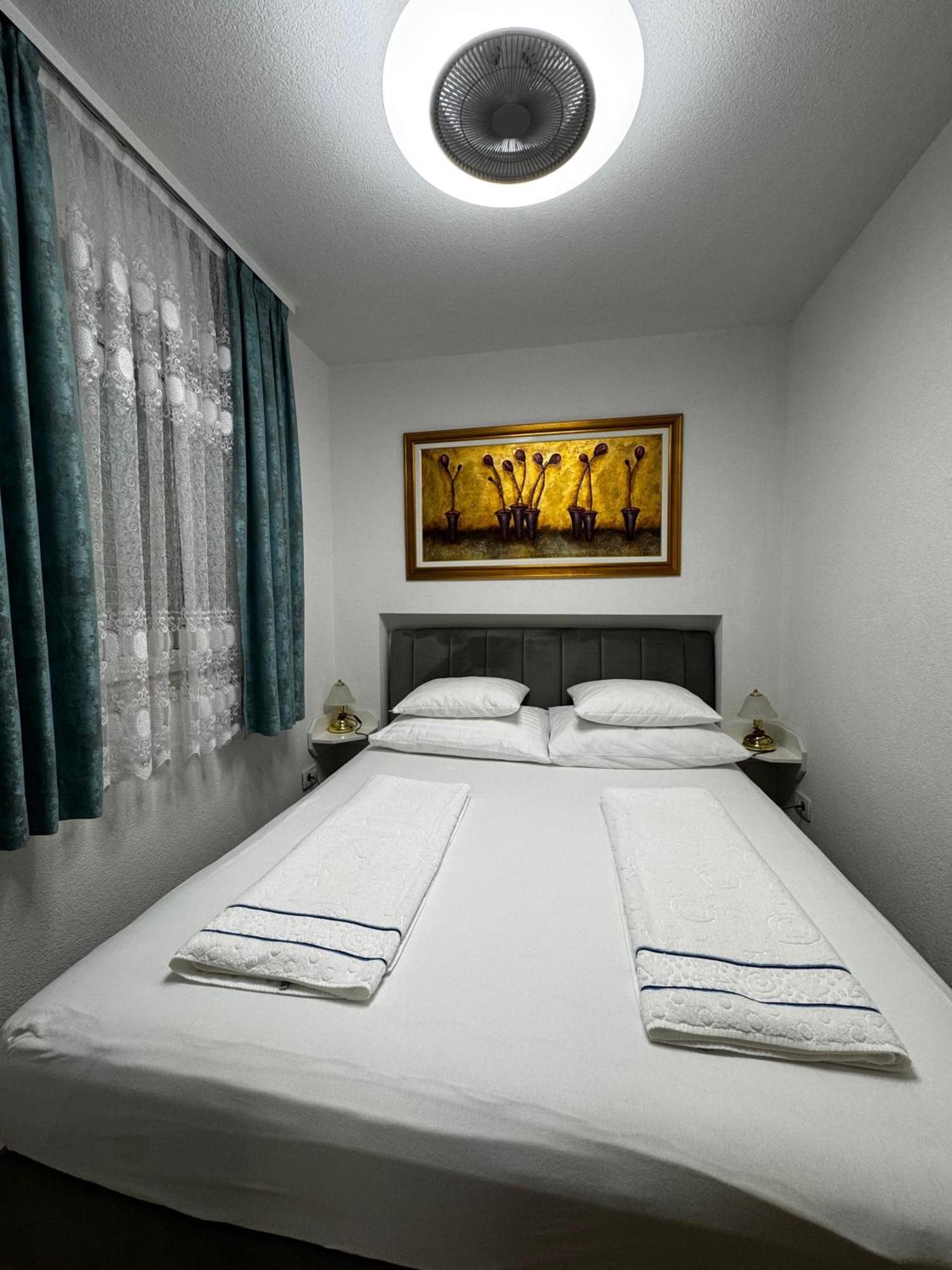 Senada Apartments Selce Eksteriør bilde